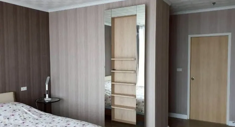 Condo en alquiler de 3 habitaciones en Chatuchak, Bangkok