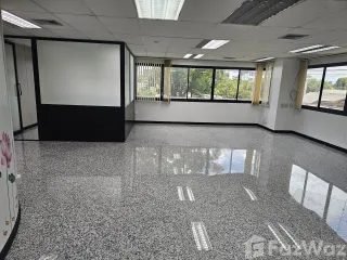 For rent office in Phra Khanong, Bangkok