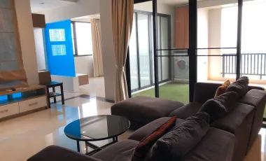 For sale 3 bedrooms condo in Watthana, Bangkok