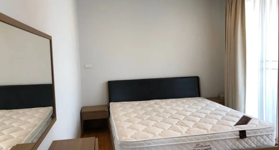 For sale 3 bedrooms condo in Watthana, Bangkok