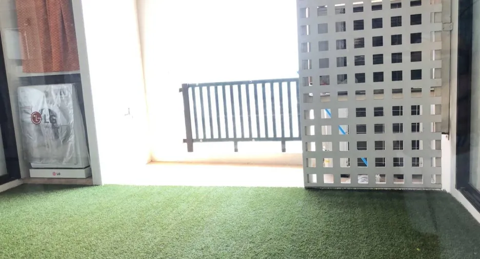 For sale 3 bedrooms condo in Watthana, Bangkok