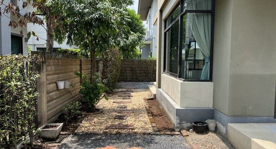 For rent 3 ベッドルーム house in Sai Mai, Bangkok