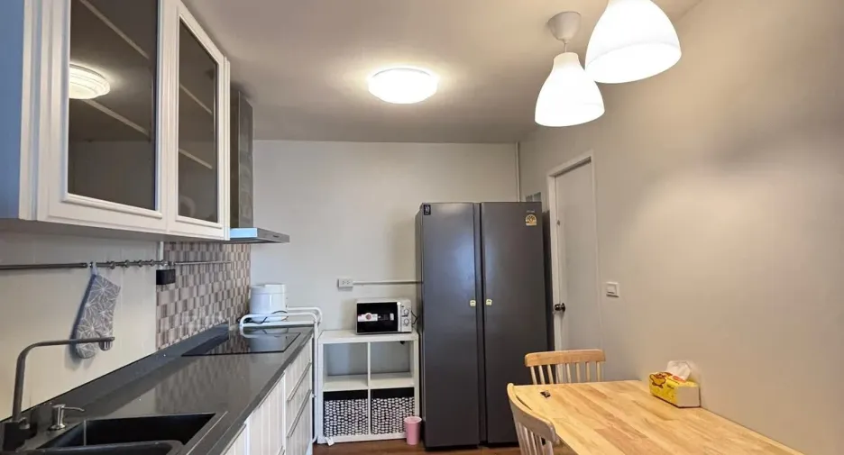 For rent 2 ベッドルーム condo in Yan Nawa, Bangkok