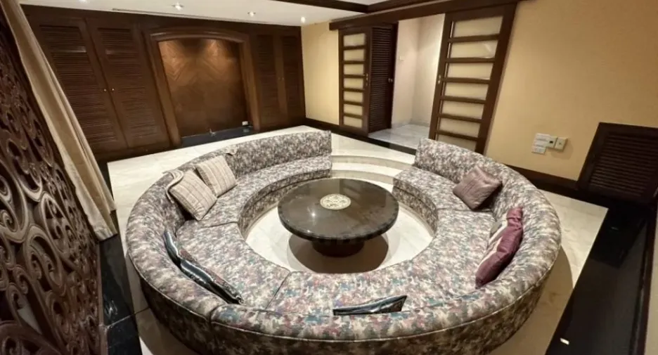 For rent 5 ベッドルーム house in Yan Nawa, Bangkok