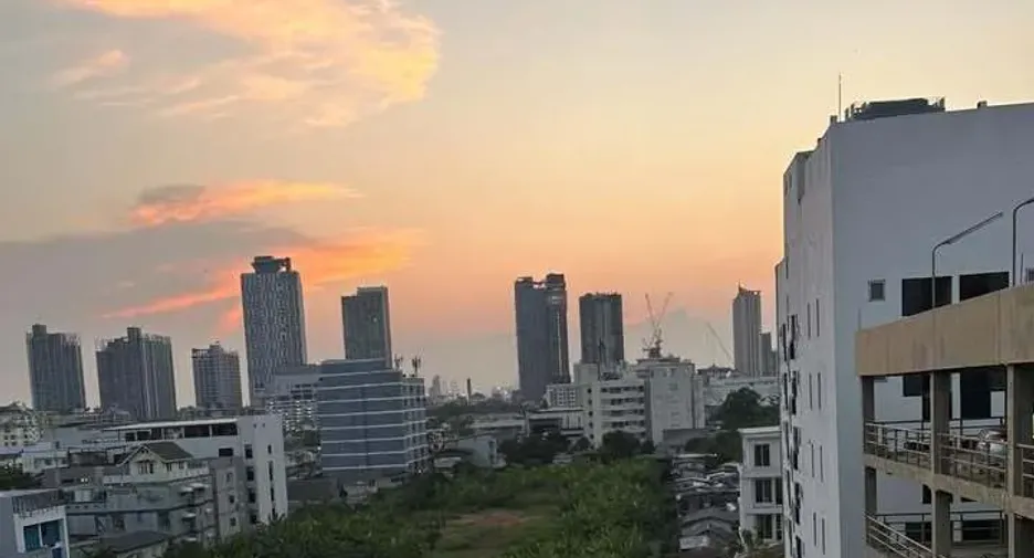 Wohnung zur Miete mit 1 Zimmer in Suan Luang, Bangkok
