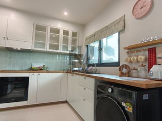 For rent and for sale 4 bedrooms house in Bang Lamung, Chonburi