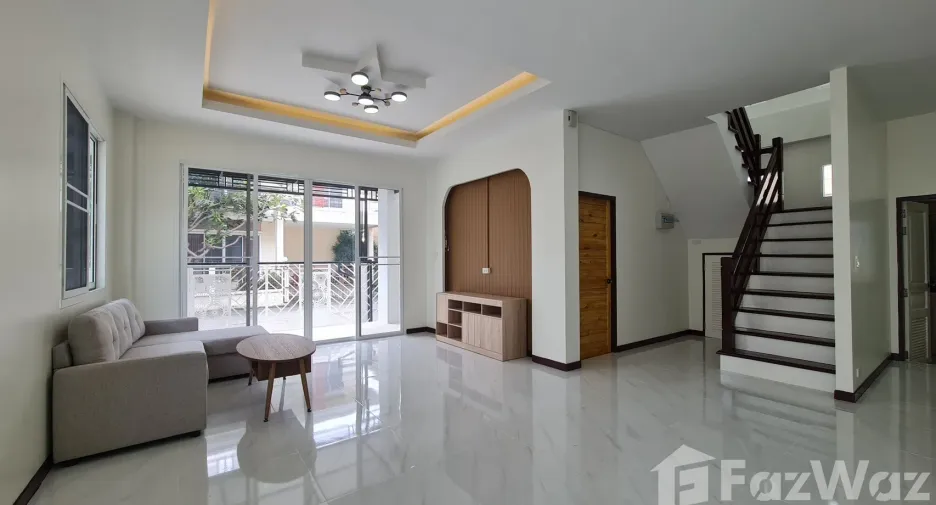 Casa en venta de 3 habitaciones en Khlong Sam Wa, Bangkok