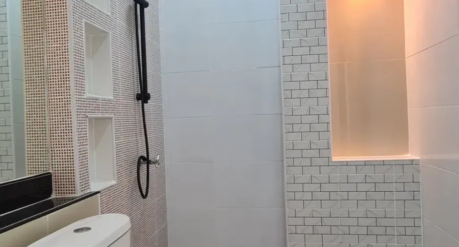 Casa en venta de 3 habitaciones en Khlong Sam Wa, Bangkok