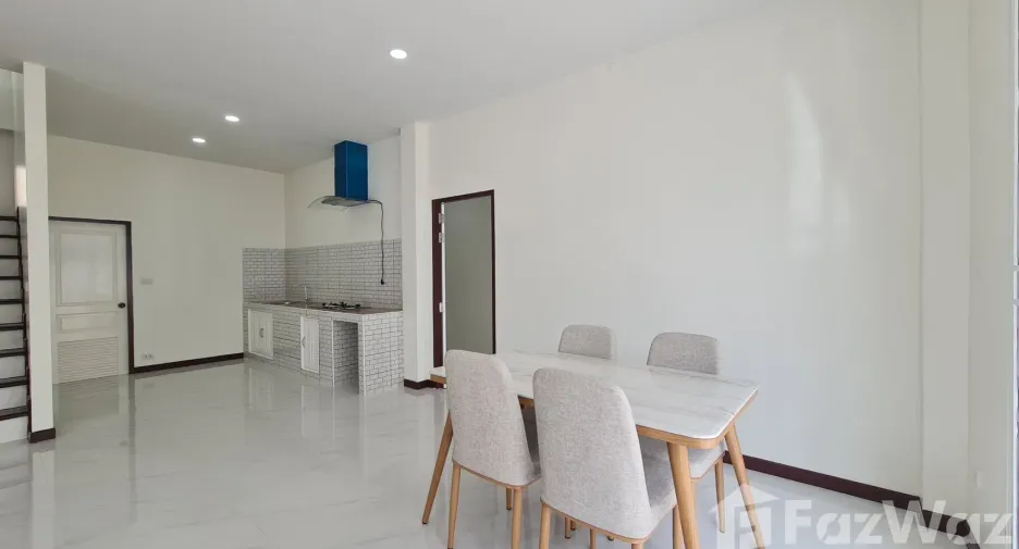Casa en venta de 3 habitaciones en Khlong Sam Wa, Bangkok