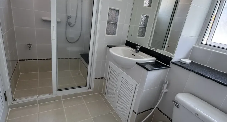 Casa en alquiler de 3 habitaciones en Mueang Phuket, Phuket