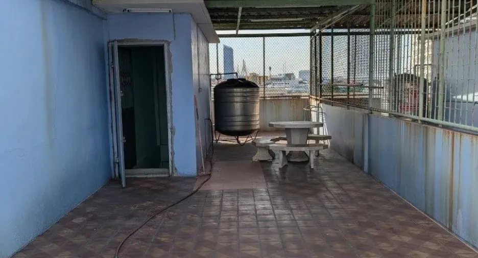 Gewerbefläche zum Kauf mit 3 Zimmer in Yan Nawa, Bangkok