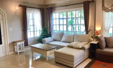 À louer 4 chambres maison à Mueang Samut Prakan, Samut Prakan