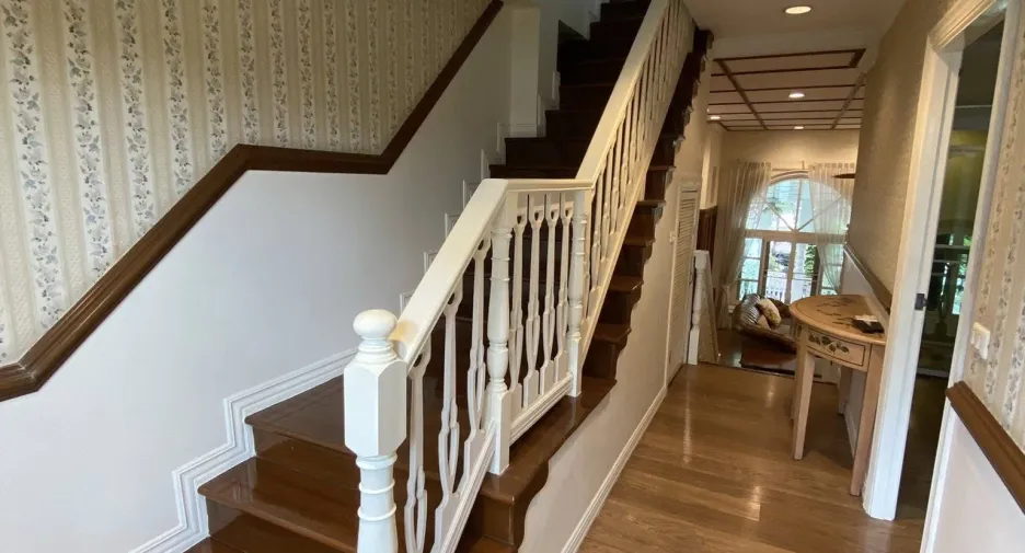 Casa en alquiler de 4 habitaciones en Mueang Samut Prakan, Samut Prakan