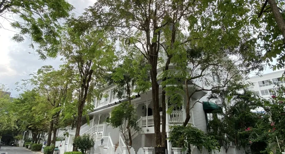 Casa en alquiler de 4 habitaciones en Mueang Samut Prakan, Samut Prakan