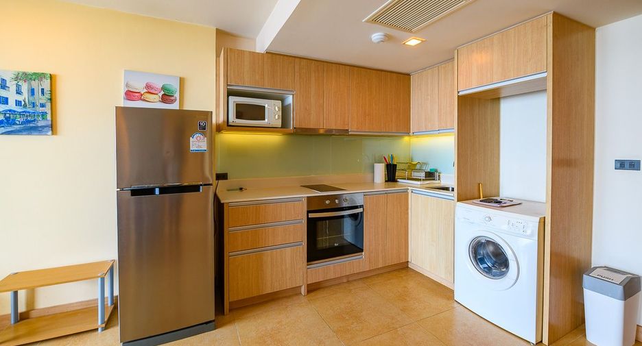 For sale 1 bed condo in Pratumnak, Pattaya