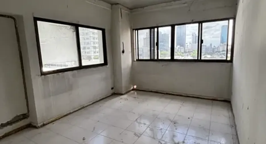 À vendre 3 chambres condo à Watthana, Bangkok