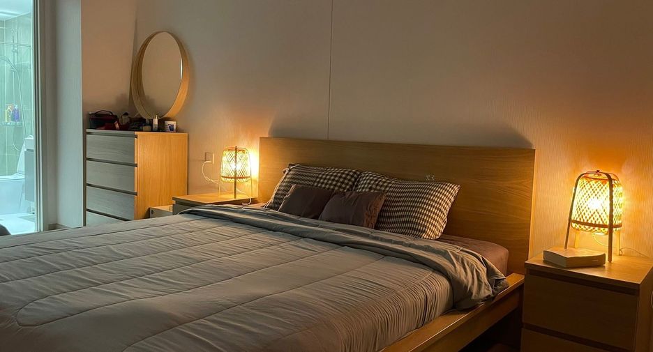For rent 1 bed condo in Bang Rak, Bangkok