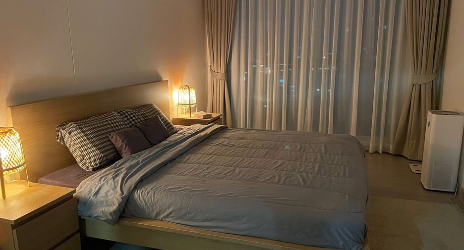 For rent 1 bed condo in Bang Rak, Bangkok