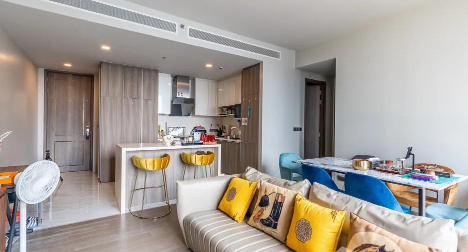 For sale 2 bedrooms condo in Khlong Toei, Bangkok