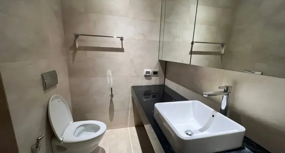 À vendre 1 chambre condo à Sathon, Bangkok