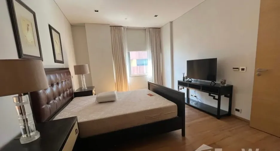 À vendre 1 chambre condo à Sathon, Bangkok