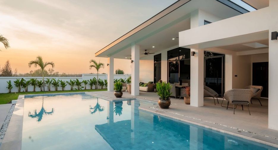 Villa en venta de 4 habitaciones en Pran Buri, Prachuap Khiri Khan