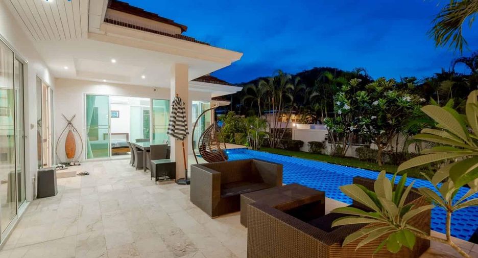 For sale 4 bedrooms villa in Hua Hin, Prachuap Khiri Khan