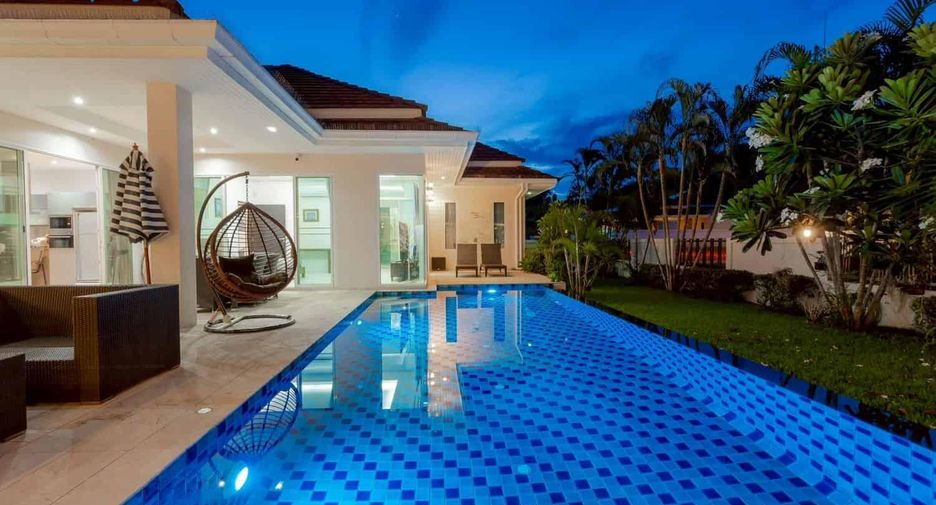 For sale 4 bedrooms villa in Hua Hin, Prachuap Khiri Khan