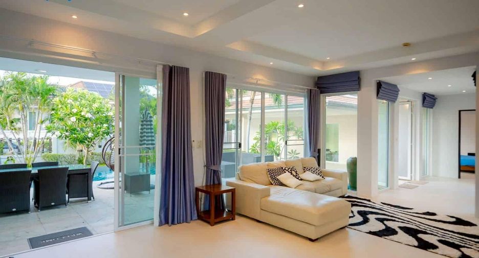For sale 4 bedrooms villa in Hua Hin, Prachuap Khiri Khan