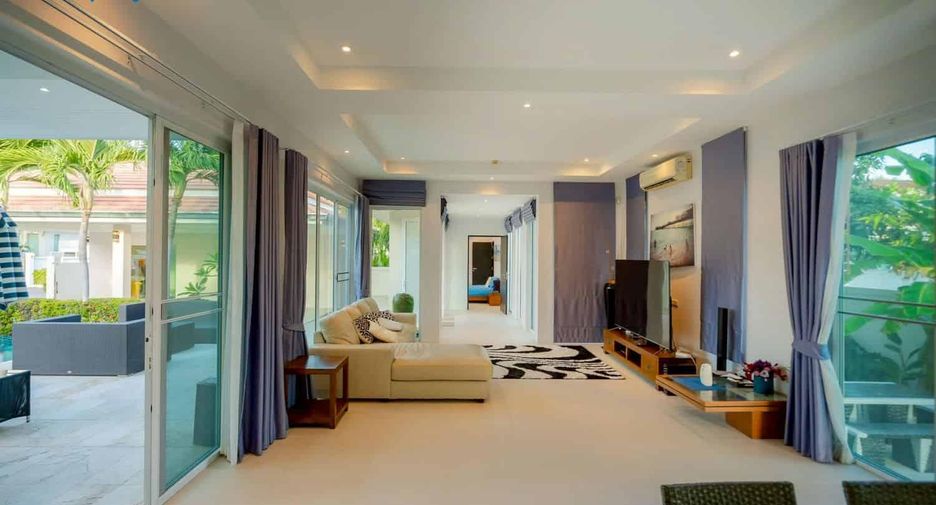 For sale 4 bedrooms villa in Hua Hin, Prachuap Khiri Khan