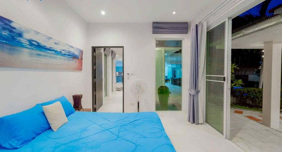 For sale 4 bedrooms villa in Hua Hin, Prachuap Khiri Khan