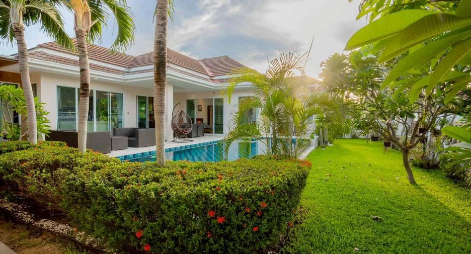 For sale 4 bedrooms villa in Hua Hin, Prachuap Khiri Khan