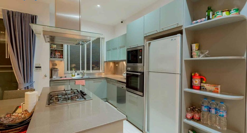 For sale 4 bedrooms villa in Hua Hin, Prachuap Khiri Khan