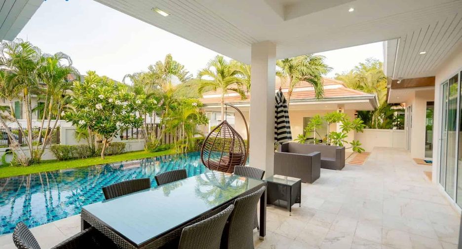 For sale 4 bedrooms villa in Hua Hin, Prachuap Khiri Khan
