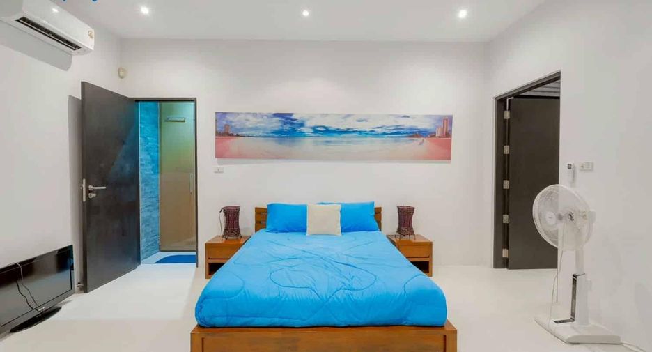 For sale 4 bedrooms villa in Hua Hin, Prachuap Khiri Khan