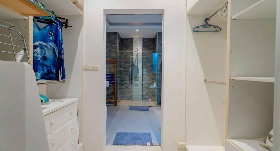 For sale 4 bedrooms villa in Hua Hin, Prachuap Khiri Khan