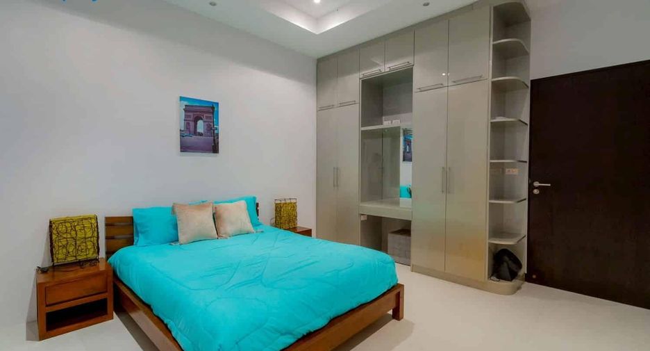 For sale 4 bedrooms villa in Hua Hin, Prachuap Khiri Khan