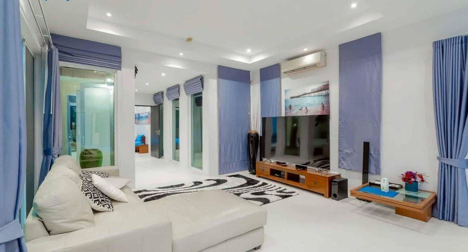 For sale 4 bedrooms villa in Hua Hin, Prachuap Khiri Khan