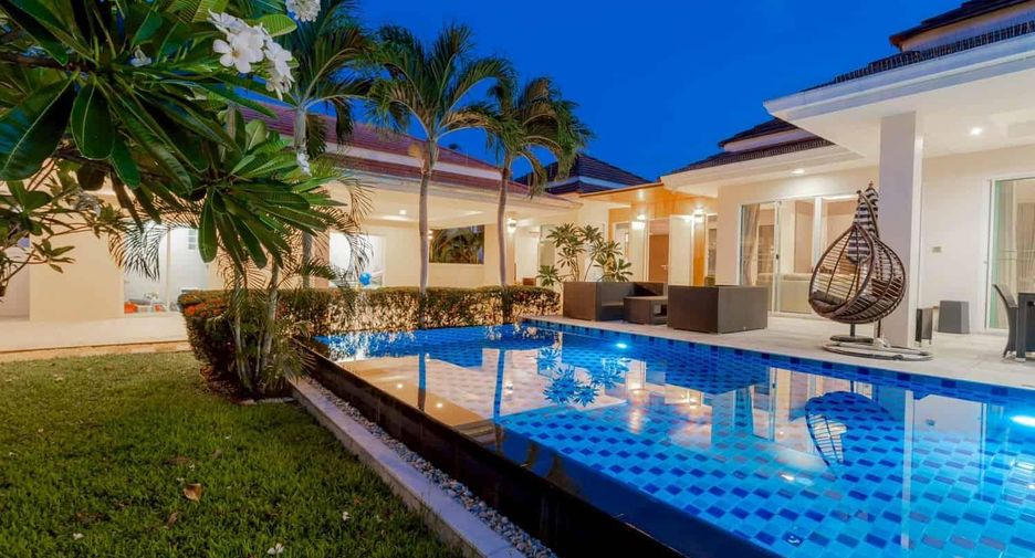 For sale 4 bedrooms villa in Hua Hin, Prachuap Khiri Khan