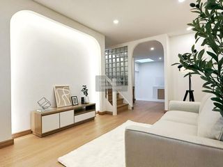 Casa adosada en venta de 3 habitaciones en Bang Kapi, Bangkok