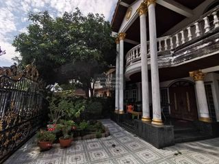 For sale 5 bedrooms house in Phasi Charoen, Bangkok