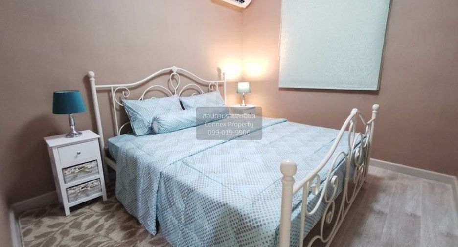 À vendre 3 chambres maison de ville à Huay Yai, Pattaya