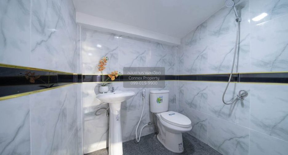 À vendre 5 chambres maison à East Pattaya, Pattaya