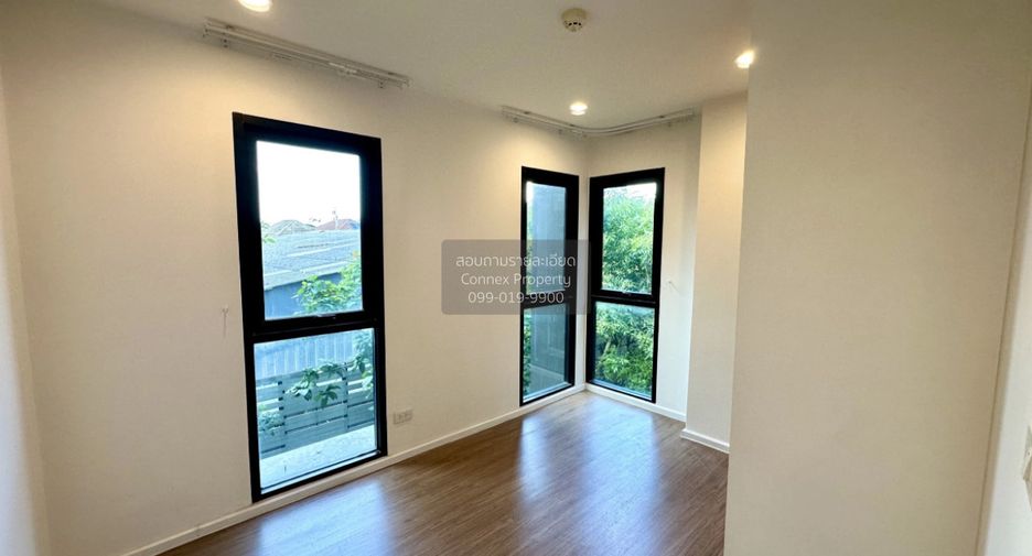 For sale 3 bedrooms condo in Bang Na, Bangkok