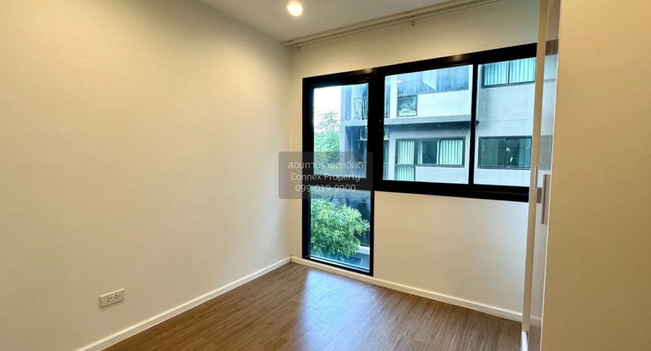 For sale 3 bedrooms condo in Bang Na, Bangkok