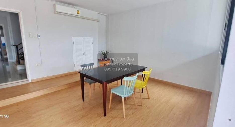 Casa en venta de 4 habitaciones en East Pattaya, Pattaya