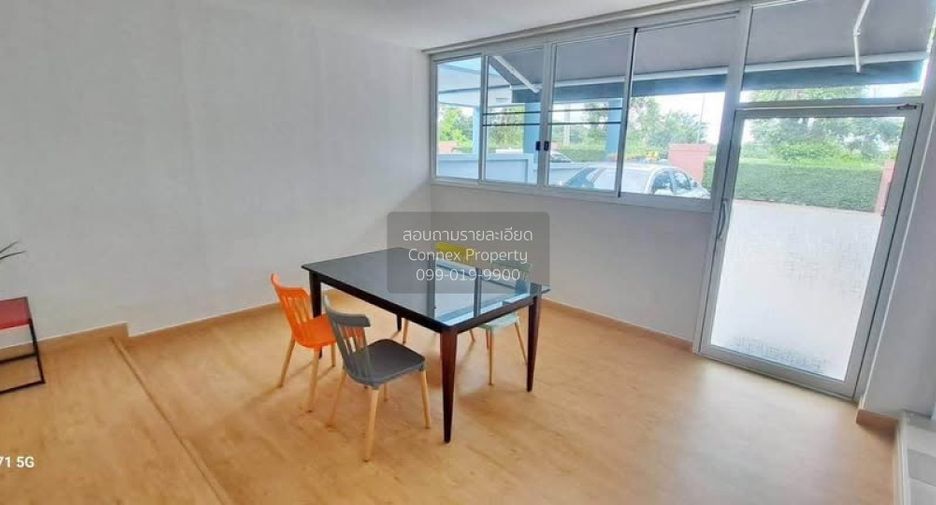 Casa en venta de 4 habitaciones en East Pattaya, Pattaya