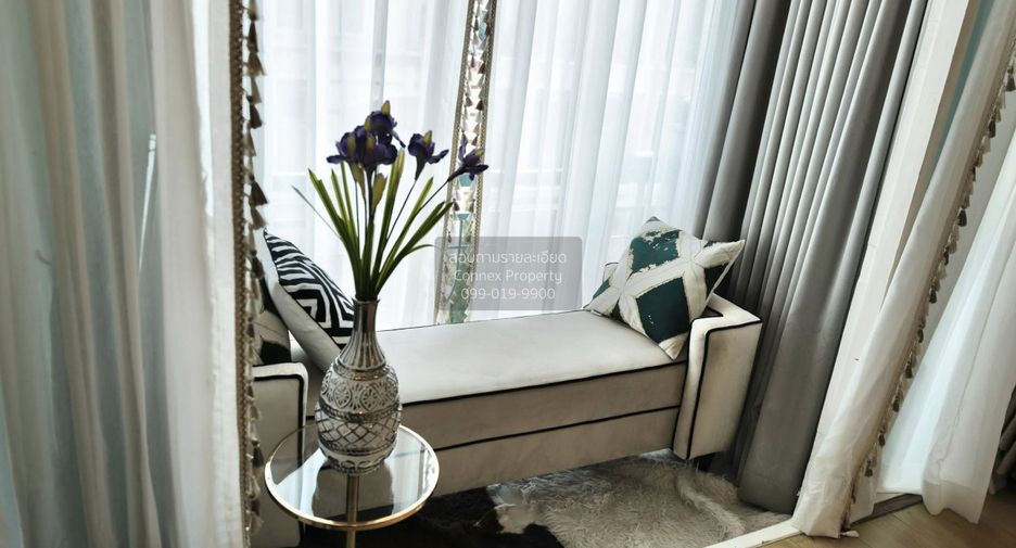 For sale 4 bedrooms townhouse in Lat Phrao, Bangkok