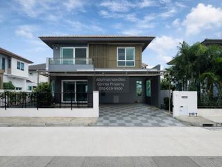 Casa en venta de 3 habitaciones en Phutthamonthon, Nakhon Pathom