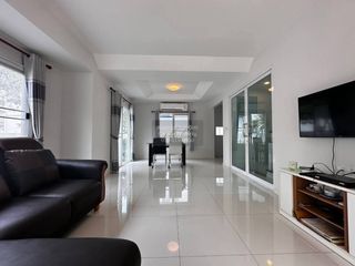 Casa en venta de 3 habitaciones en Phutthamonthon, Nakhon Pathom